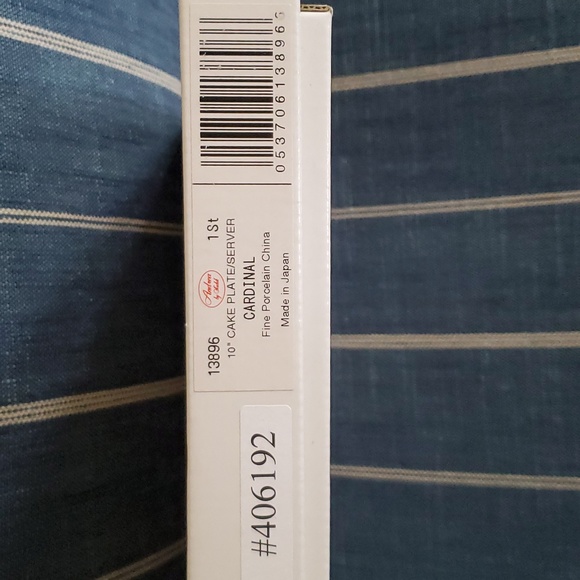 Andrea by Sadek 10" Cardinal Cake Plate/Server - Picture 9 of 10